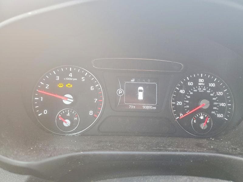 2017 KIA SORENTO LX 9