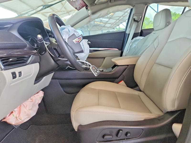 2019 CADILLAC XT4 LUXURY 7
