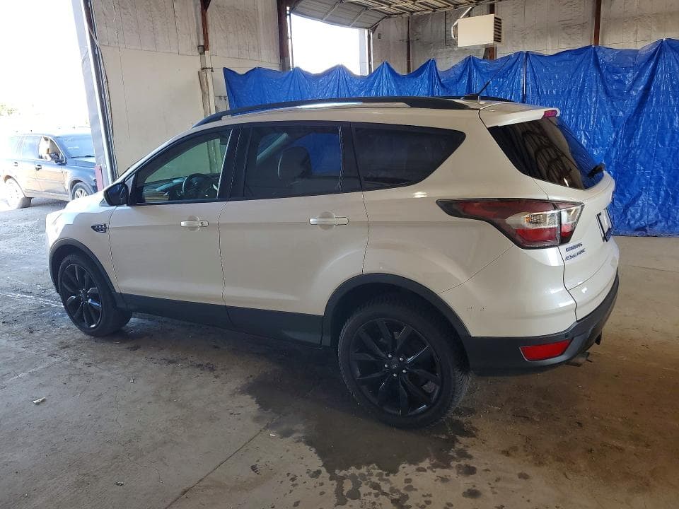 2017 FORD ESCAPE SE 2