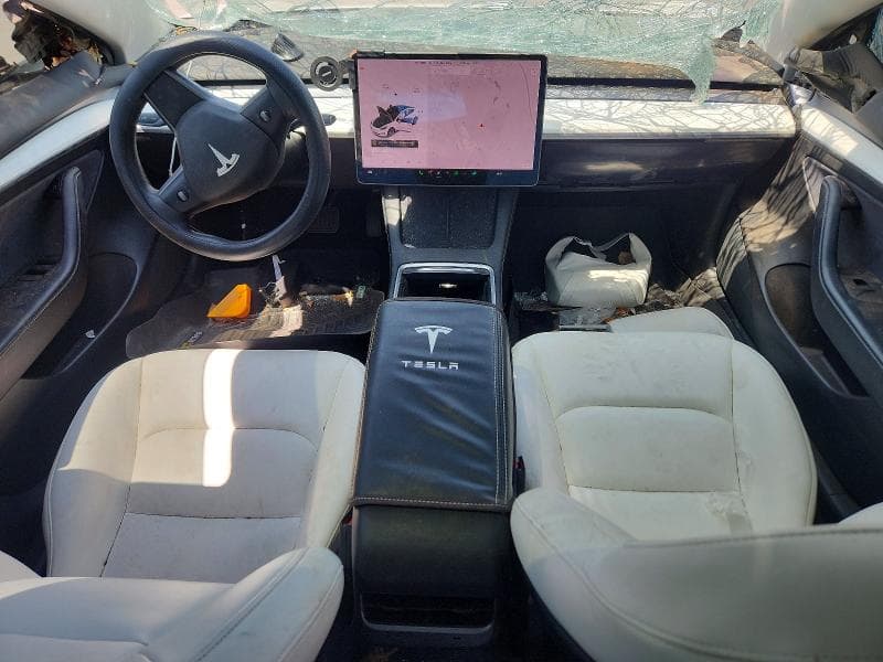 2021 TESLA MODEL 3 8