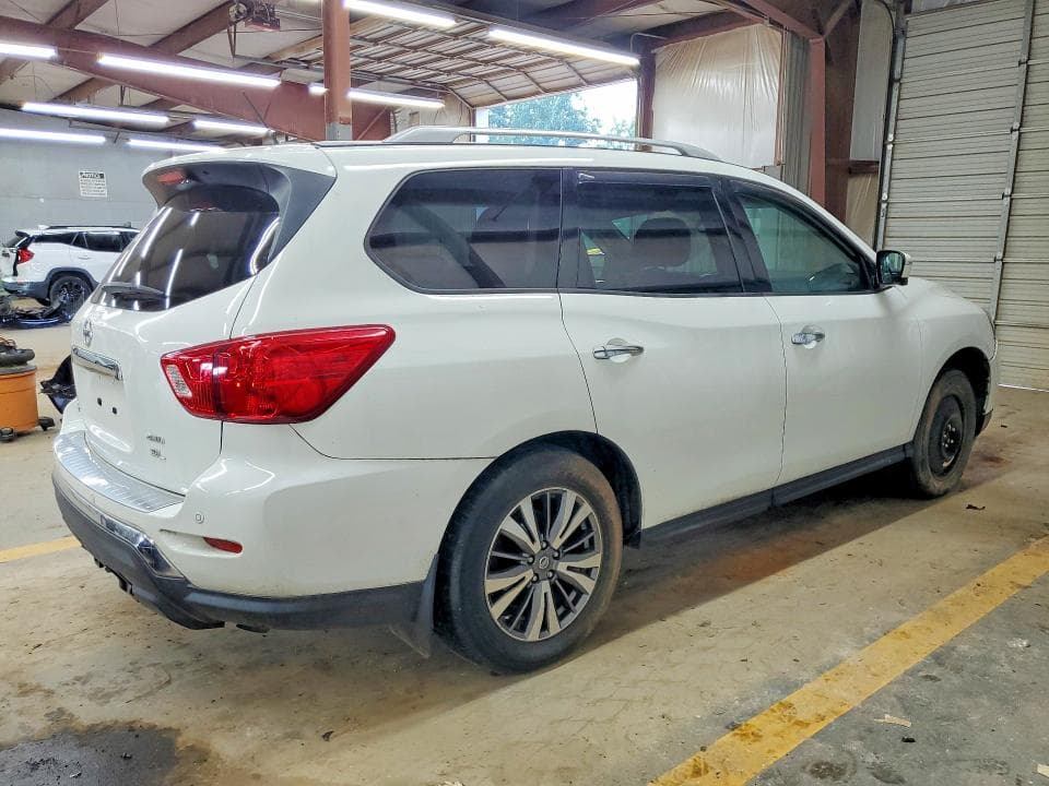 2017 NISSAN PATHFINDER SL 3