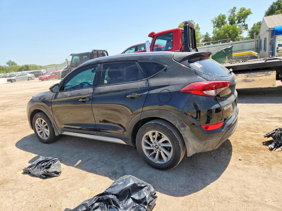 2017 HYUNDAI TUCSON SE 2