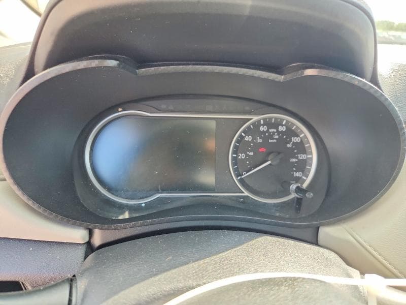 2022 NISSAN VERSA SV 9