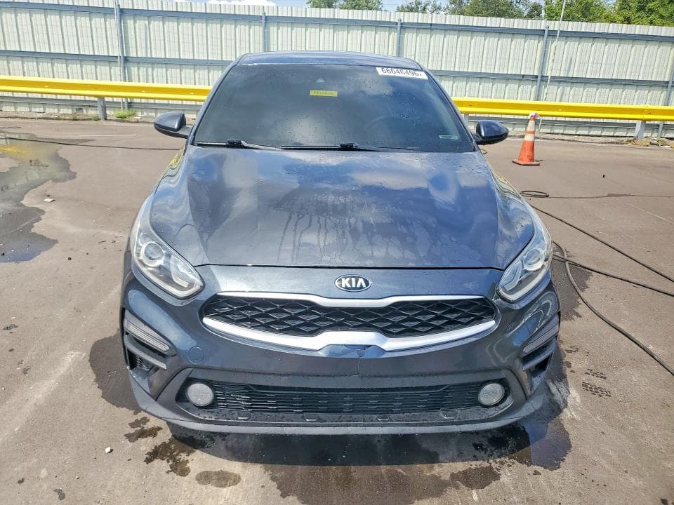 2019 KIA FORTE FE 5