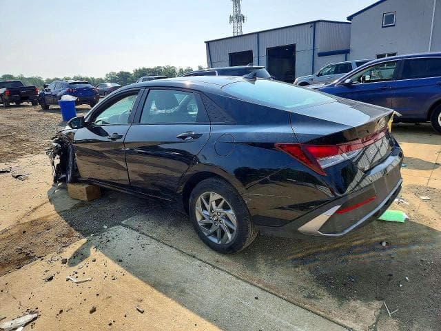 2024 HYUNDAI ELANTRA SEL 2