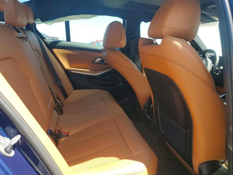 2023 BMW 330I 10