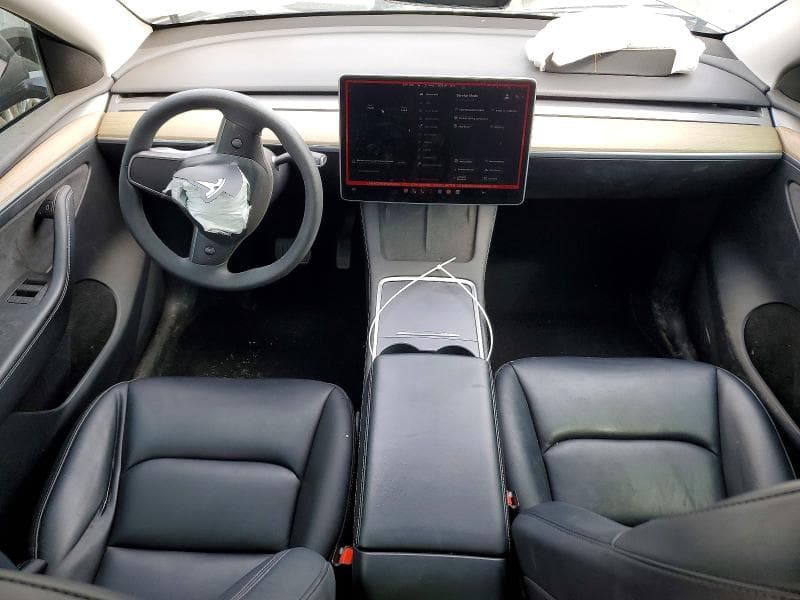 2023 TESLA MODEL Y 8