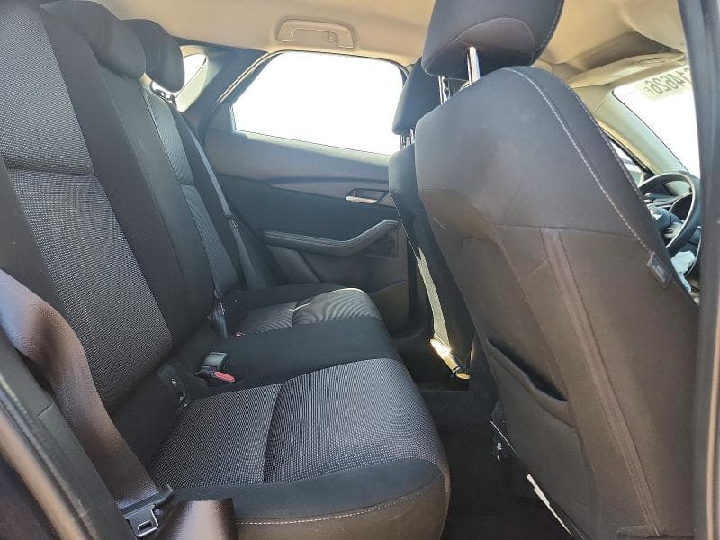 2023 MAZDA CX-30 10
