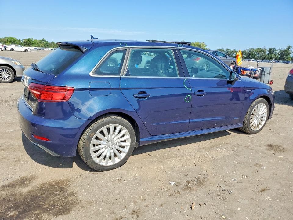 2017 AUDI A3 E-TRON PREMIUM PLUS 3