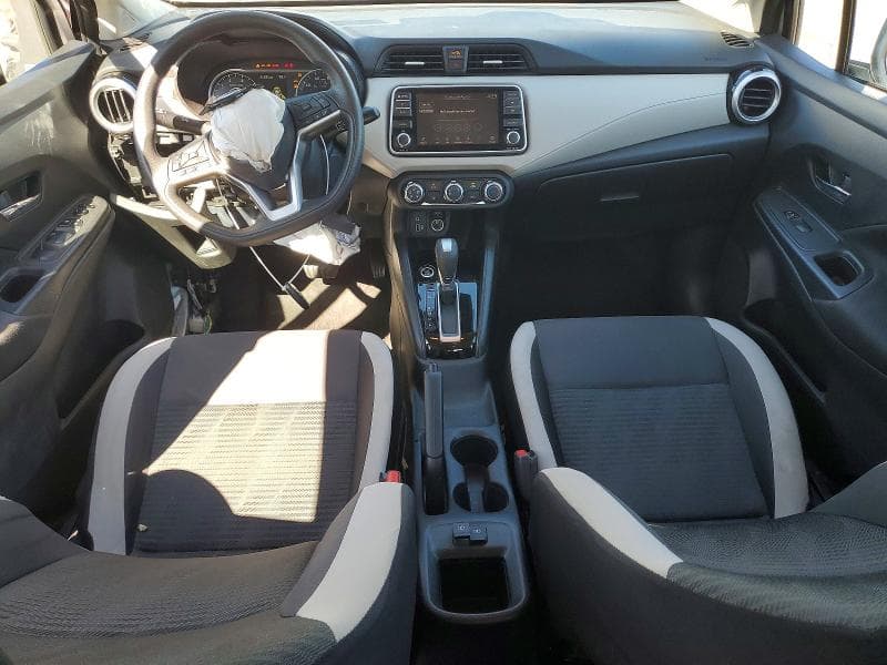 2021 NISSAN VERSA SV 8