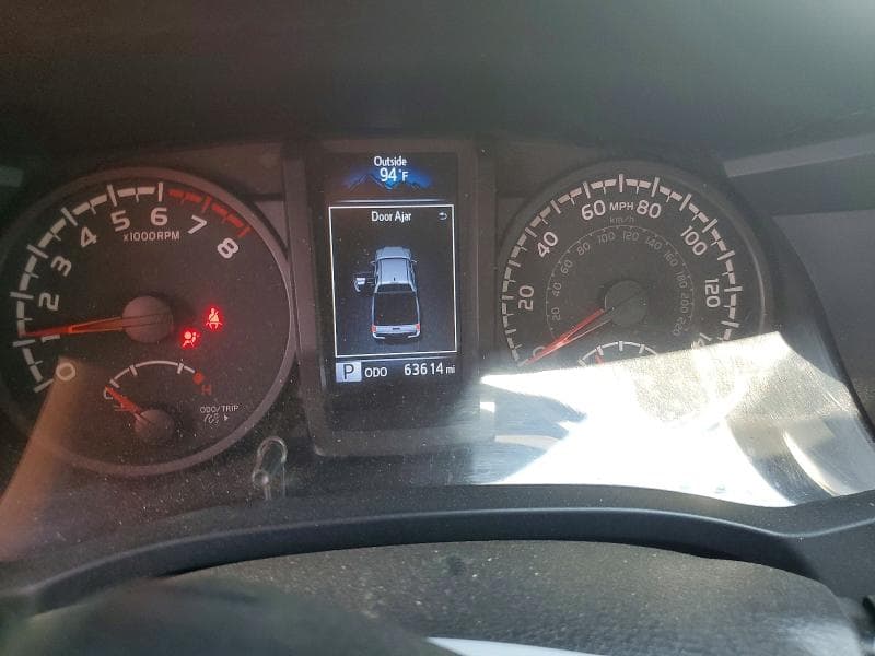 2022 TOYOTA TACOMA SR V6 9