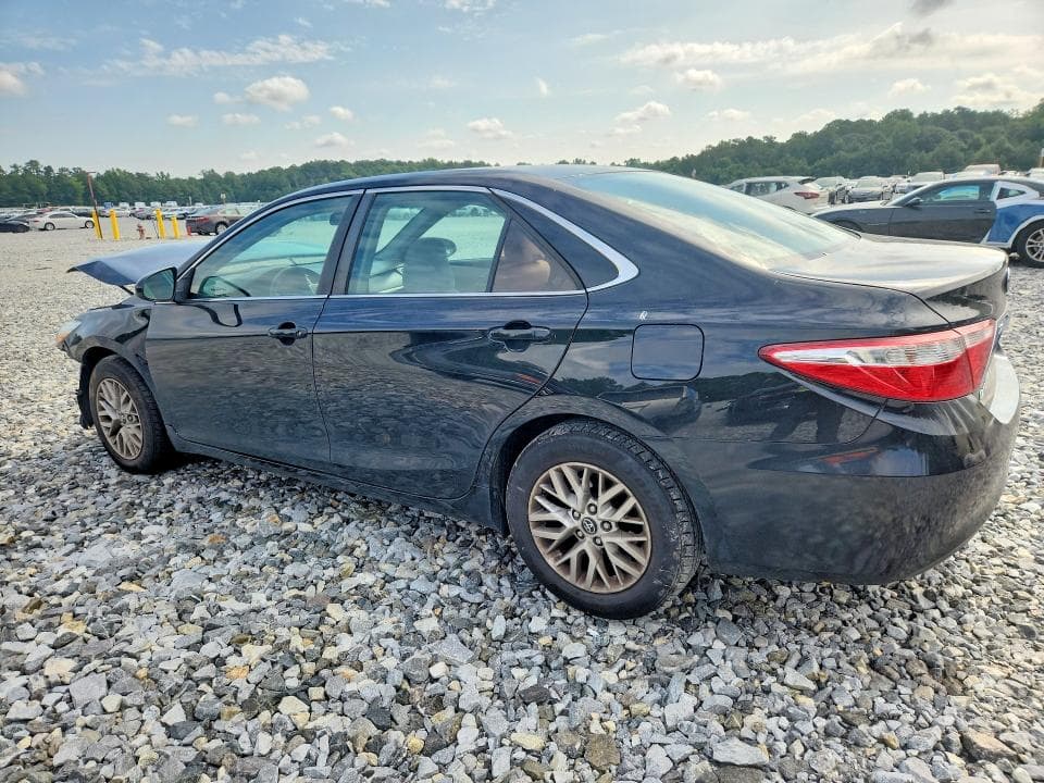 2017 TOYOTA CAMRY LE 2