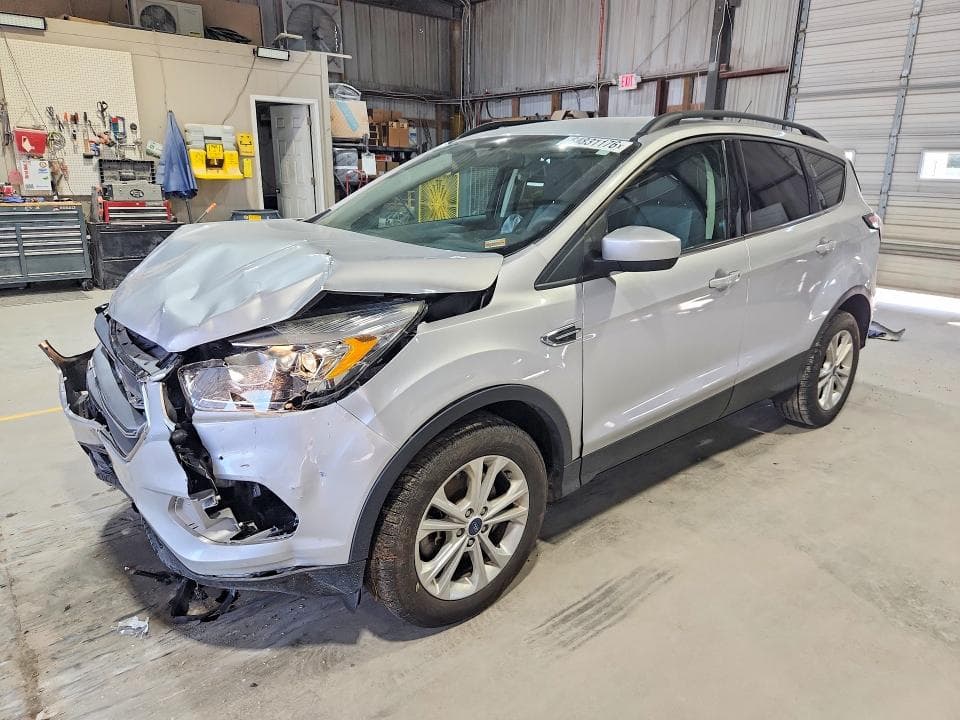2017 FORD ESCAPE SE - 1