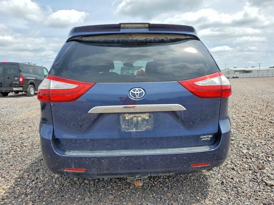 2018 TOYOTA SIENNA LIMITED PREMIUM 7-PASSENGER 6
