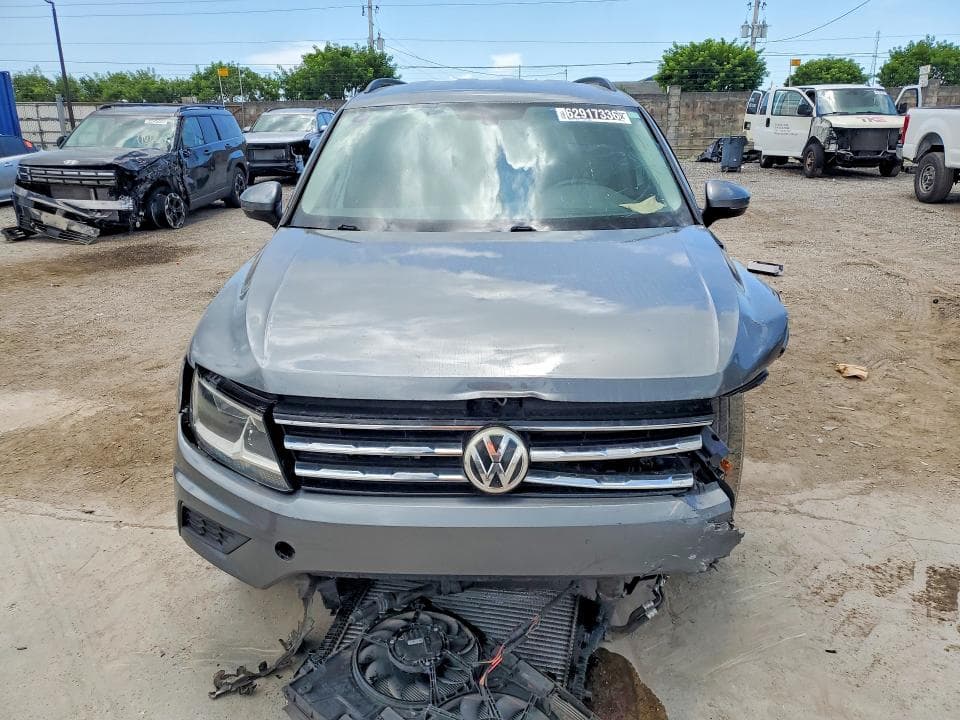 2018 VOLKSWAGEN TIGUAN SE 5