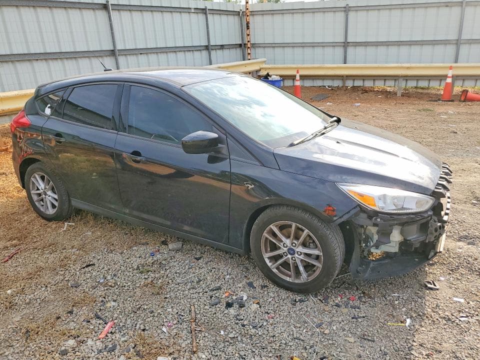 2018 FORD FOCUS SE 4