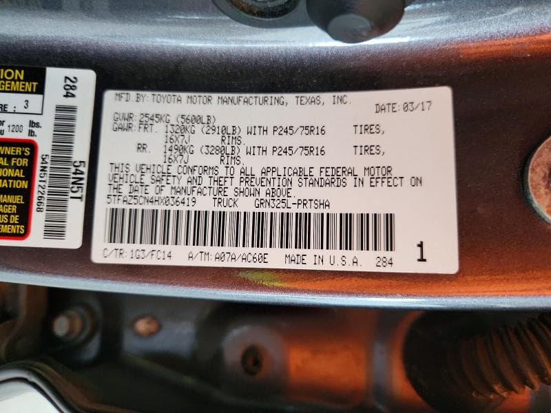 2017 TOYOTA TACOMA SR5 V6 12