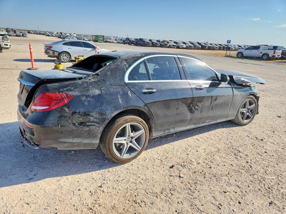 2017 MERCEDES-BENZ E 300 3