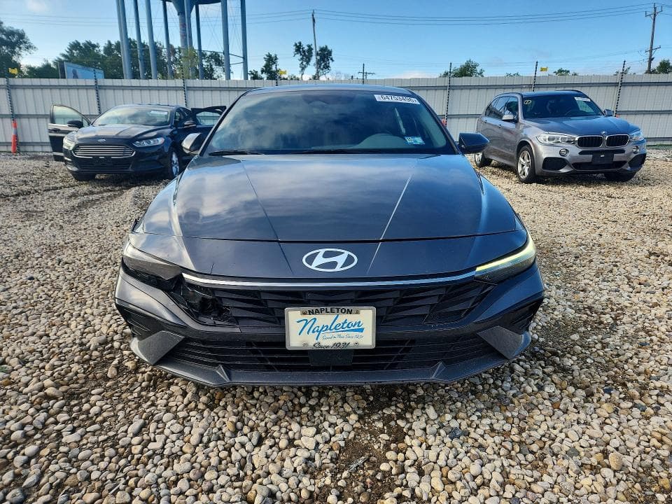 2024 HYUNDAI ELANTRA SEL 5