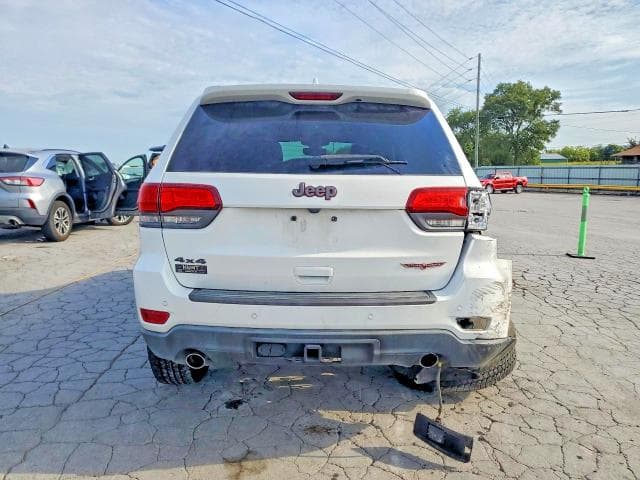 2017 JEEP GRAND CHEROKEE TRAILHAWK 6