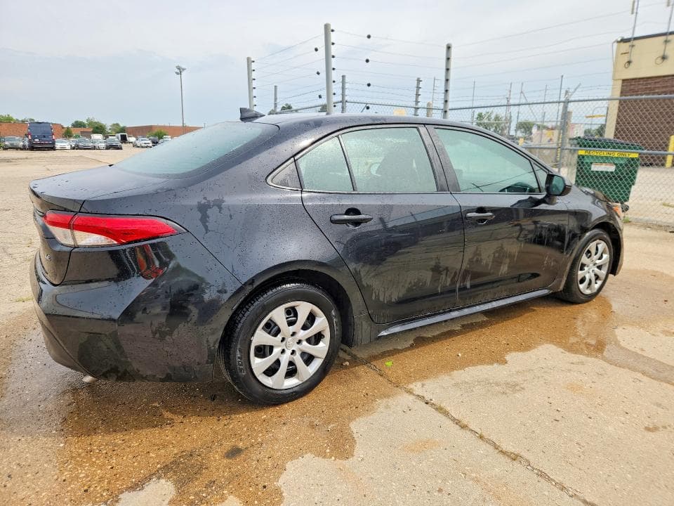 2023 TOYOTA COROLLA LE 3