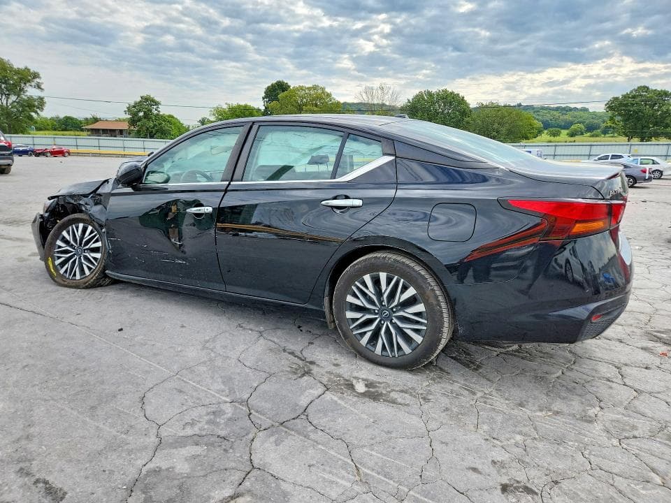 2023 NISSAN ALTIMA SV 2
