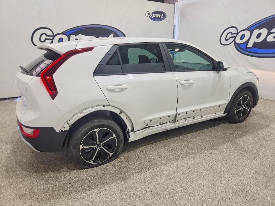 2026 KIA NIRO LX 3
