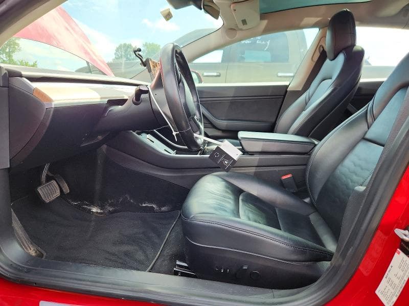 2018 TESLA MODEL 3 7