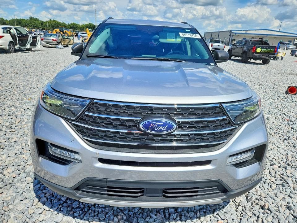 2023 FORD EXPLORER XLT 5