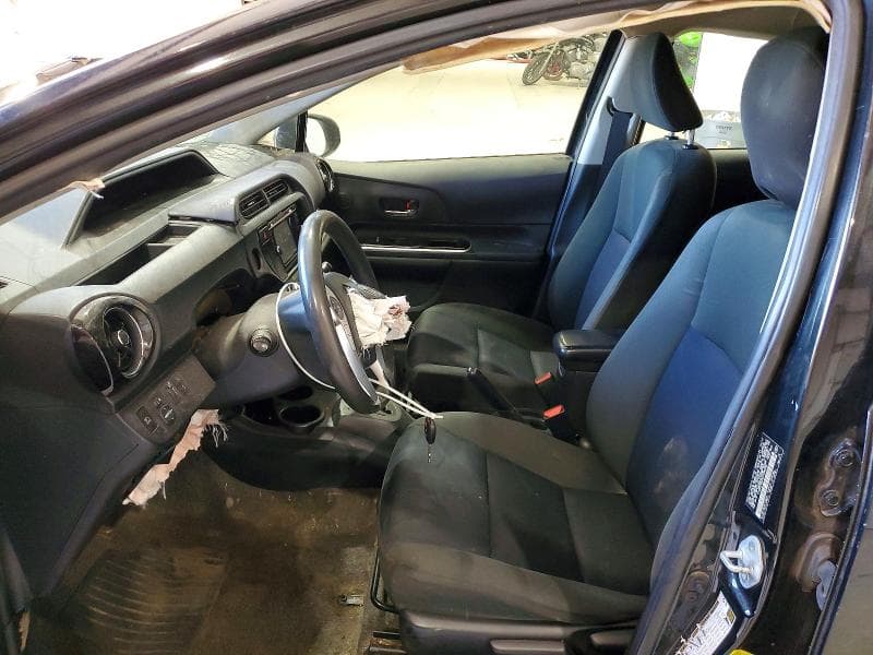 2017 TOYOTA PRIUS C TWO 7