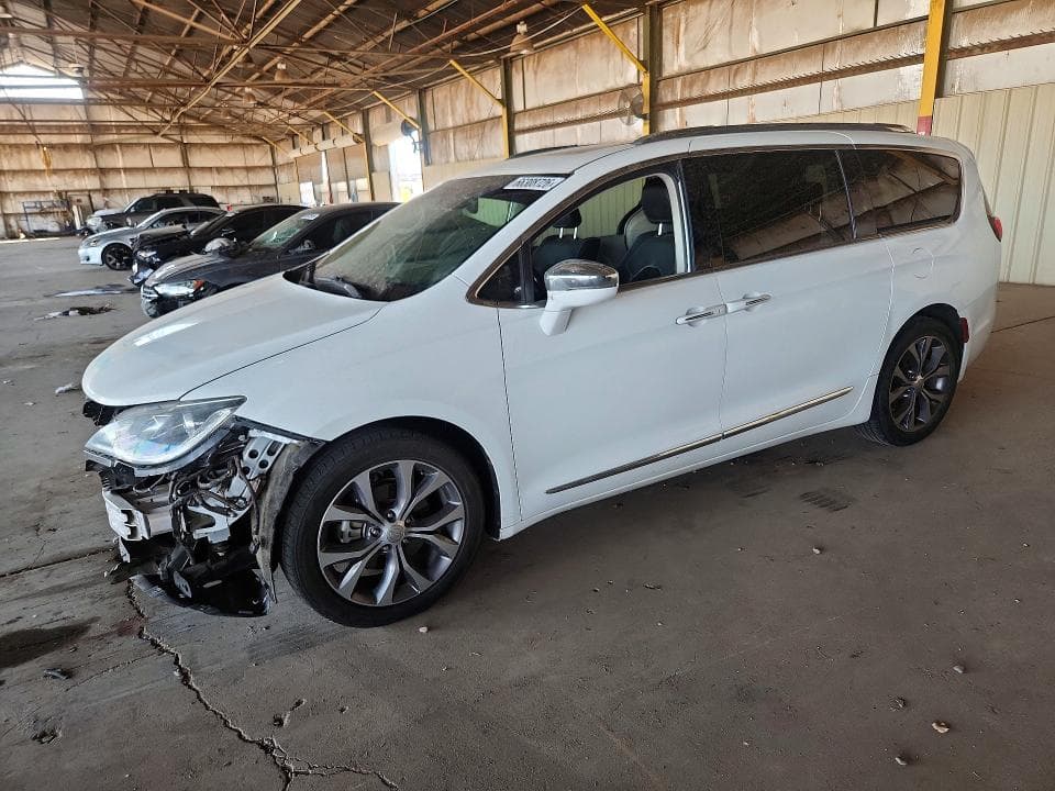 2018 CHRYSLER PACIFICA LIMITED - 1