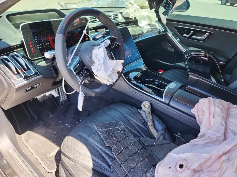 2024 MERCEDES-BENZ S 63 E PERFORMANCE 8