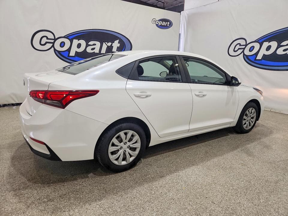 2019 HYUNDAI ACCENT SE 3