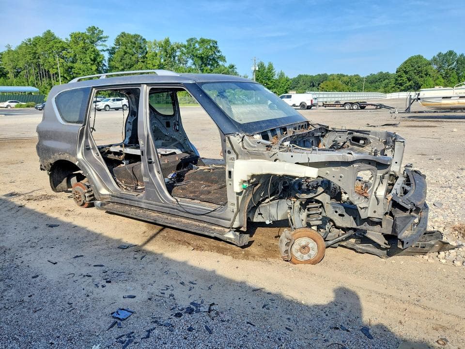 2019 INFINITI QX80 LUXE 4