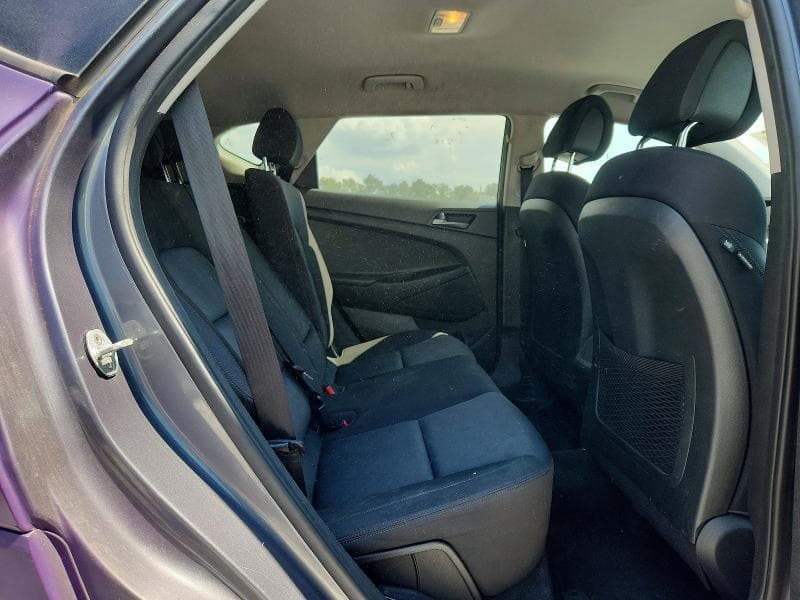 2017 HYUNDAI TUCSON SE 11