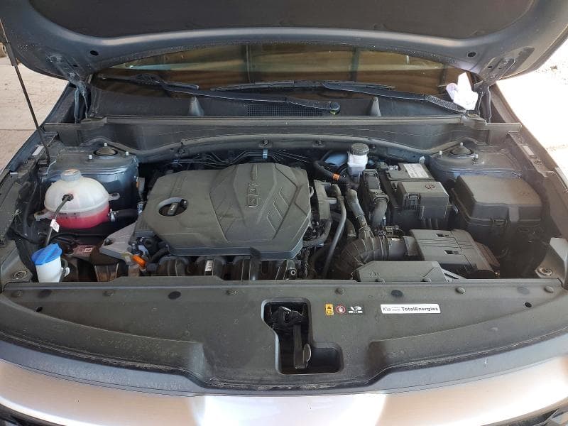2024 KIA SPORTAGE LX 11