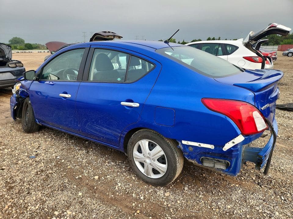 2017 NISSAN VERSA 1.6 SV 2