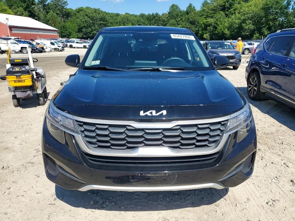 2023 KIA SELTOS LX 5