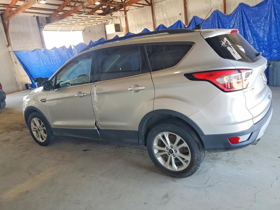2018 FORD ESCAPE SE 2