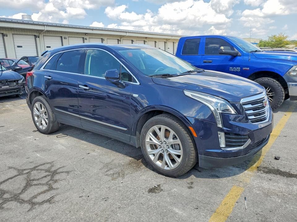 2017 CADILLAC XT5 LUXURY 4