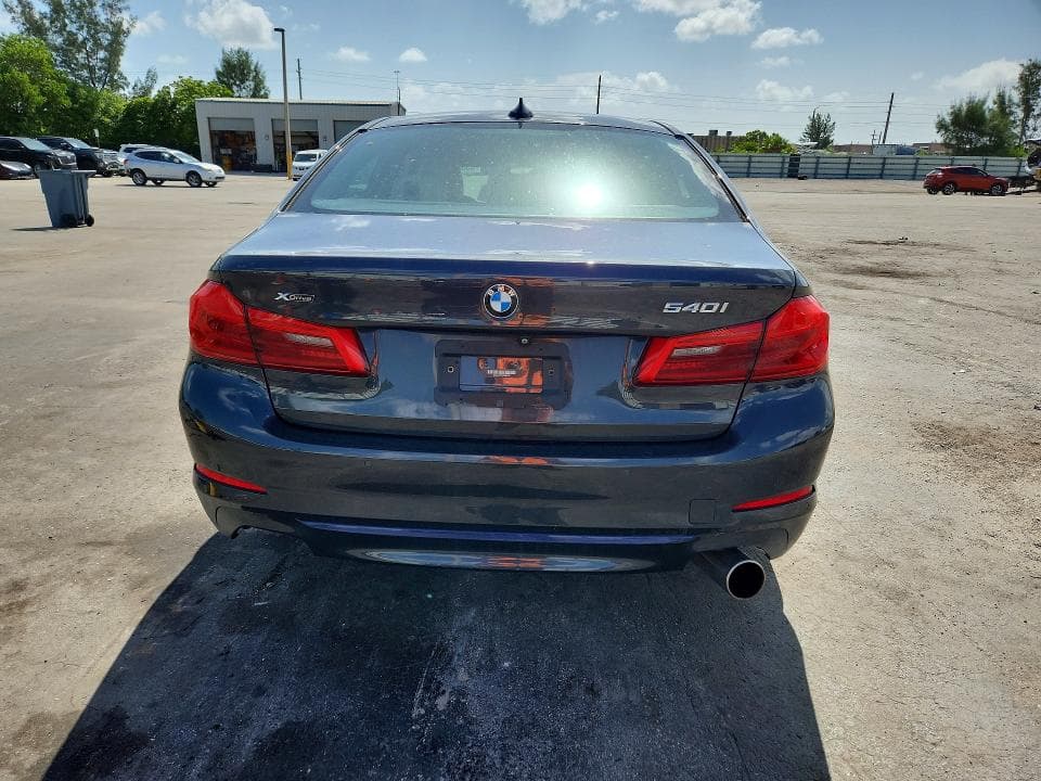 2017 BMW 540 XI 6