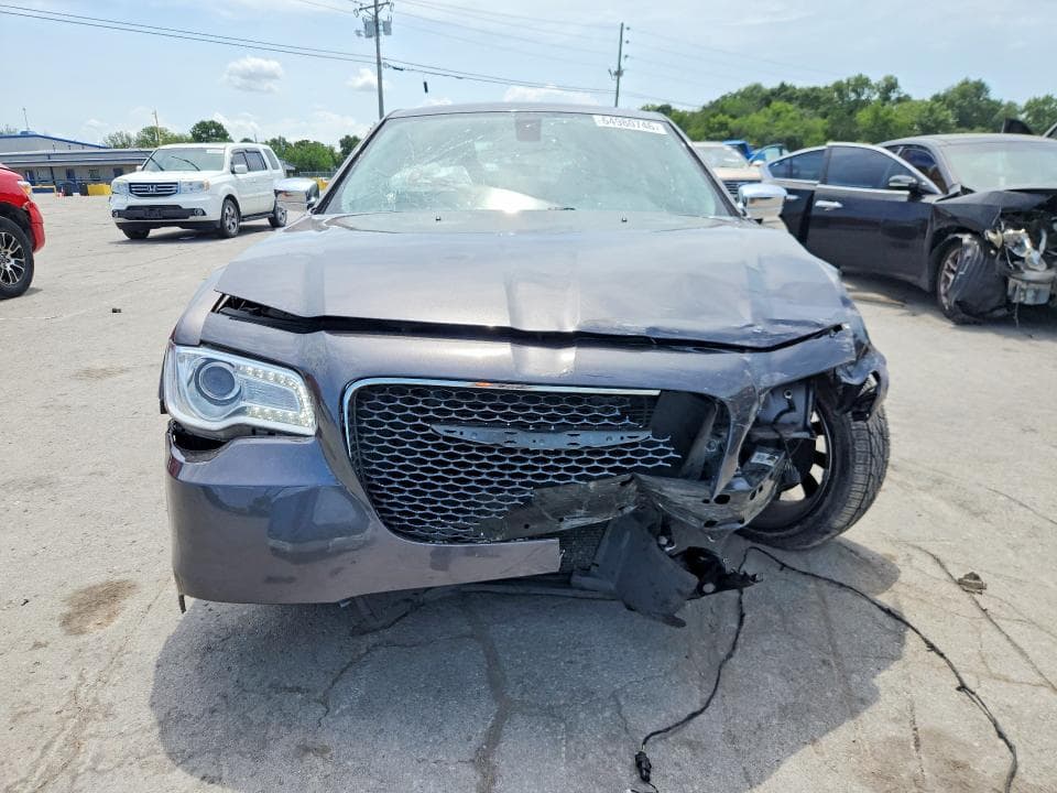 2017 CHRYSLER 300C 5