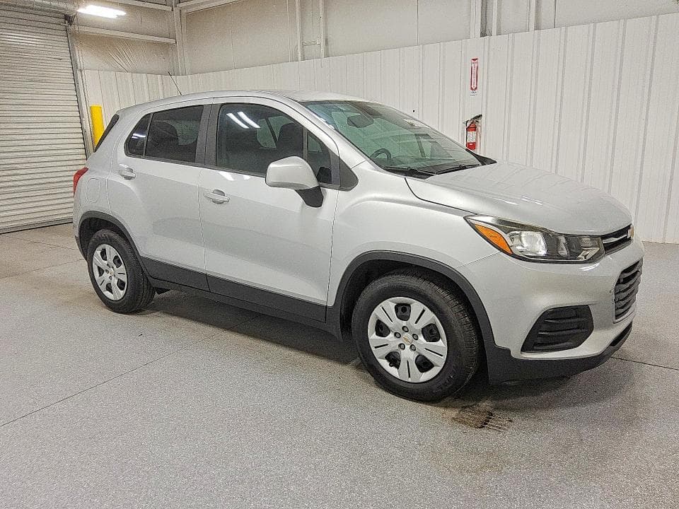2017 CHEVROLET TRAX LS 4