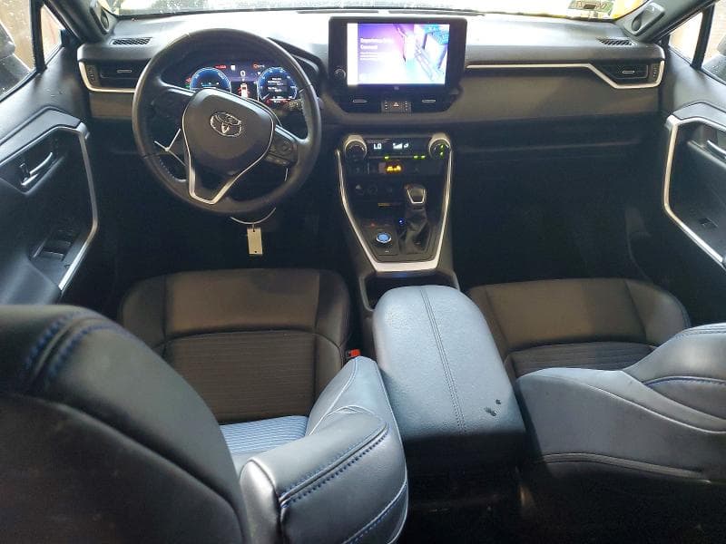 2023 TOYOTA RAV4 XSE 8