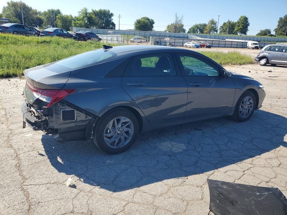 2026 HYUNDAI ELANTRA HYBRID BLUE 3