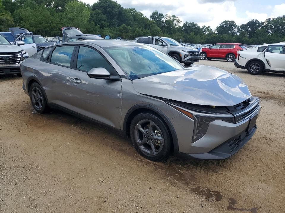 2025 KIA K4 LXS 4