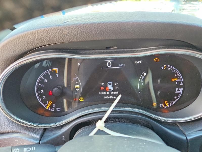 2018 JEEP GRAND CHEROKEE LAREDO 9