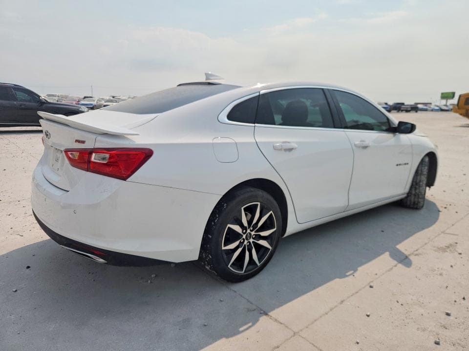 2024 CHEVROLET MALIBU RS 3