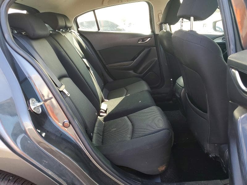 2018 MAZDA 3 SPORT 10