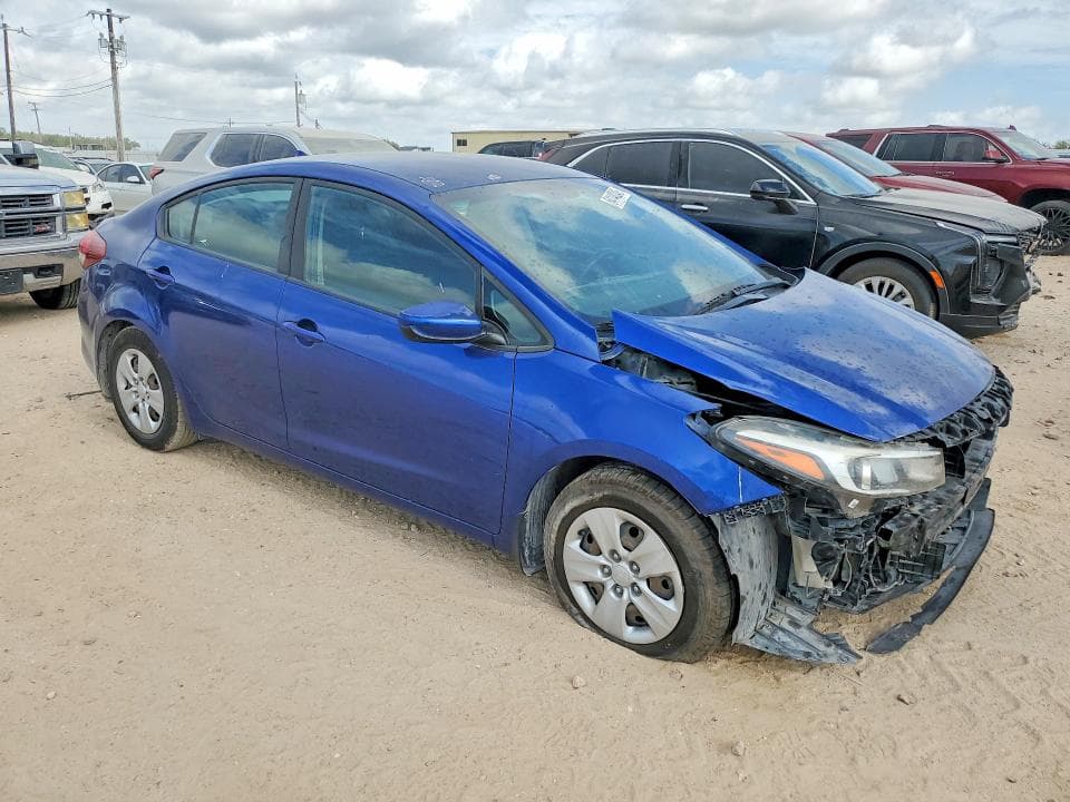 2017 KIA FORTE LX 4